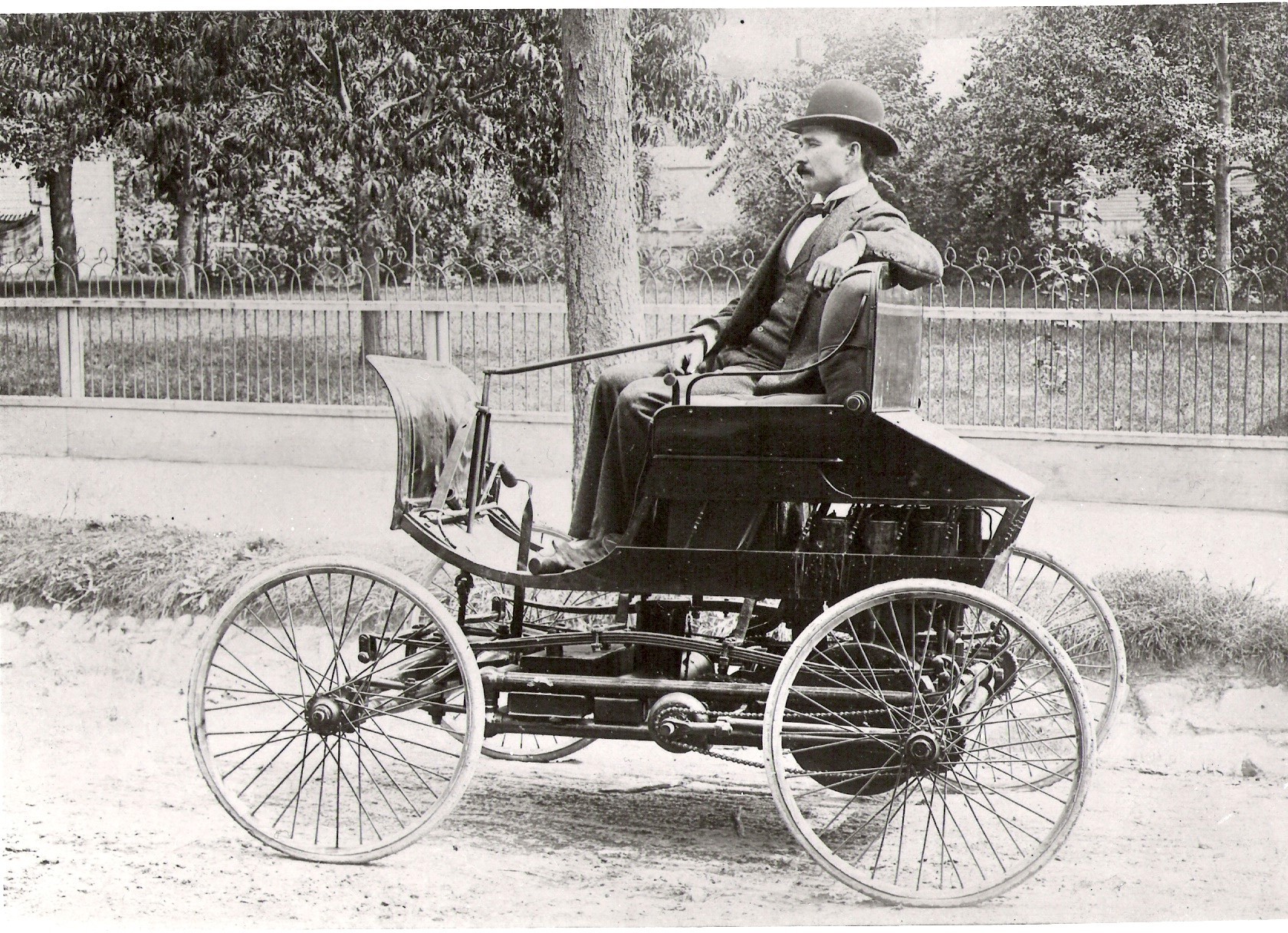 Pictures Of The First Car Invented 116